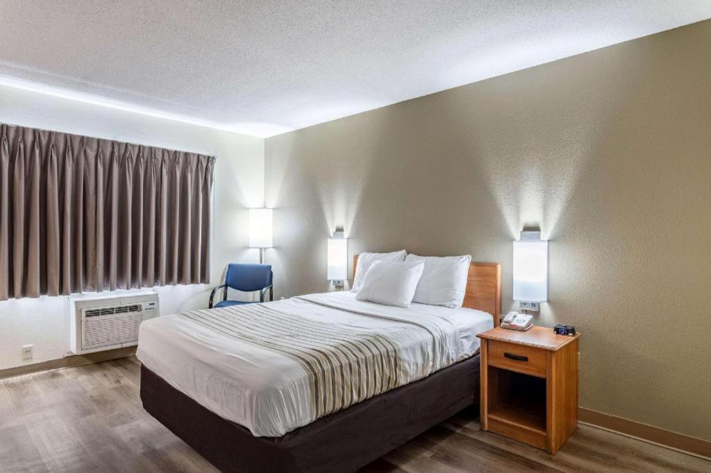 Econo Lodge Ιθάκη Εξωτερικό φωτογραφία